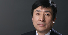 手嶋龍一