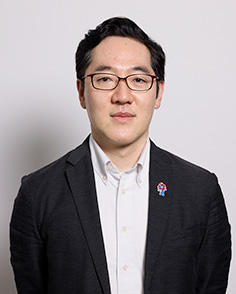 後藤 靖博 氏